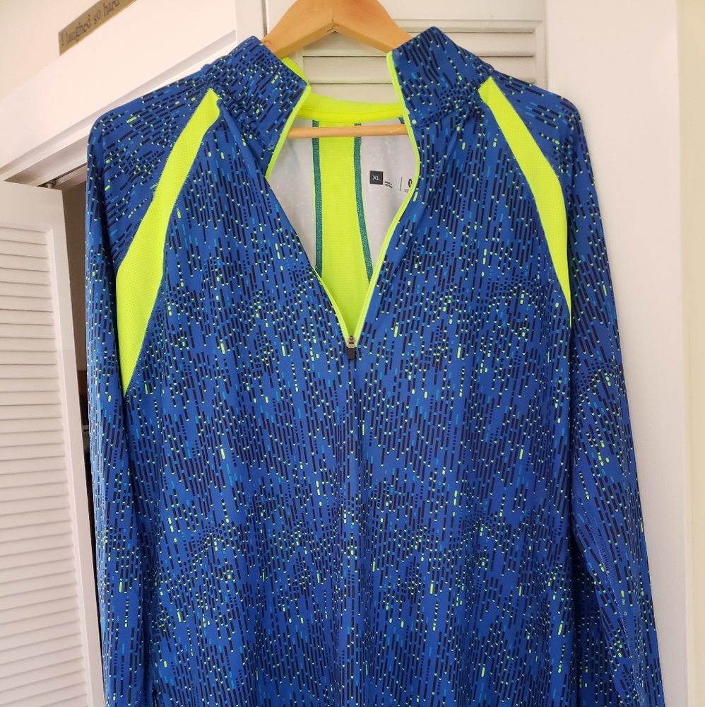 Half zip workout top